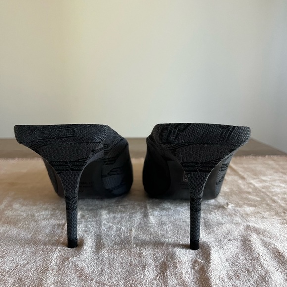 Balenciaga size 37. Brand new. Never worn. Sized up & they are too big for me - Picture 3 of 7